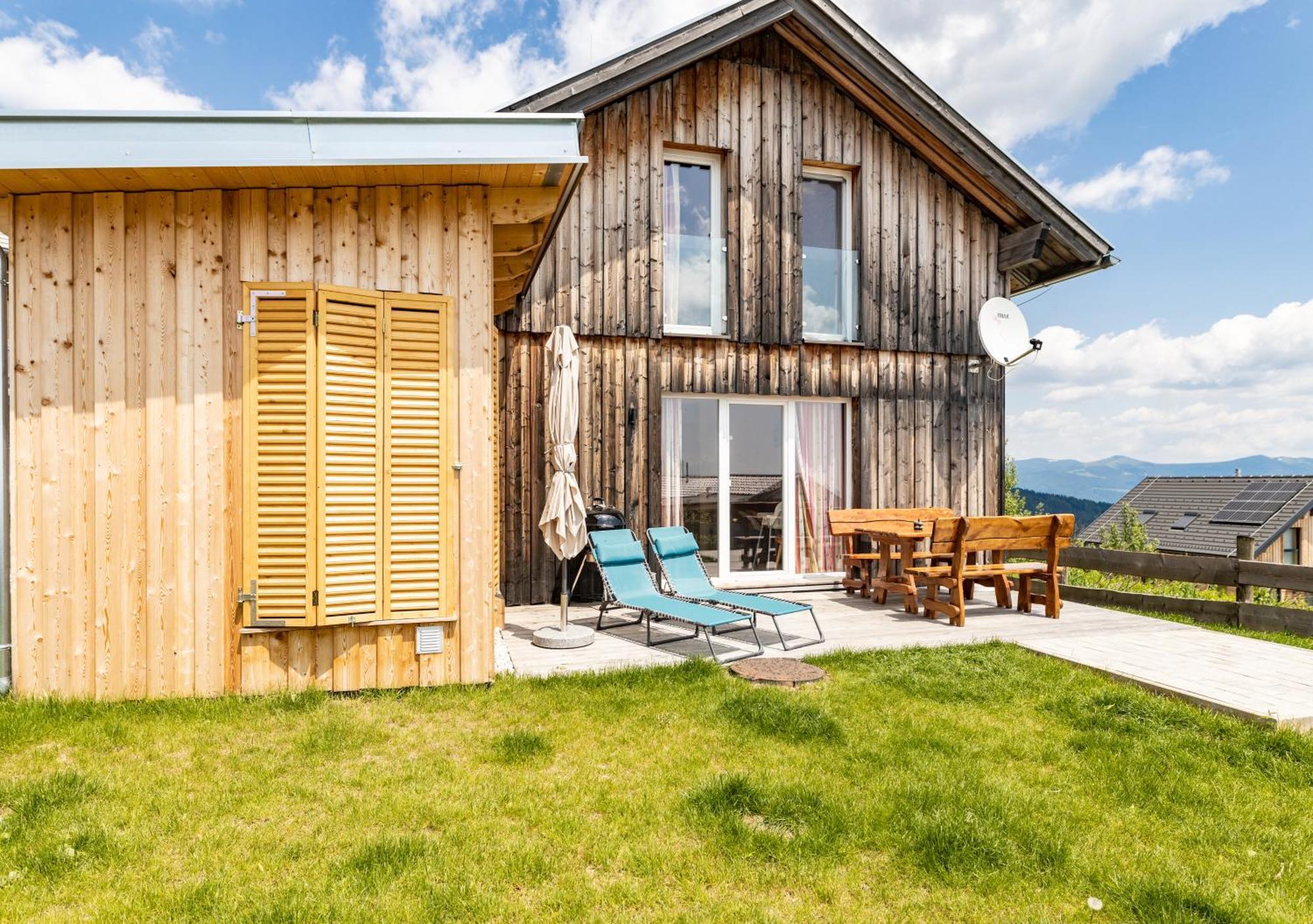 1A Chalet Eck - Wandern, Grillen, Panorama Sauna! Klippitztorl المظهر الخارجي الصورة