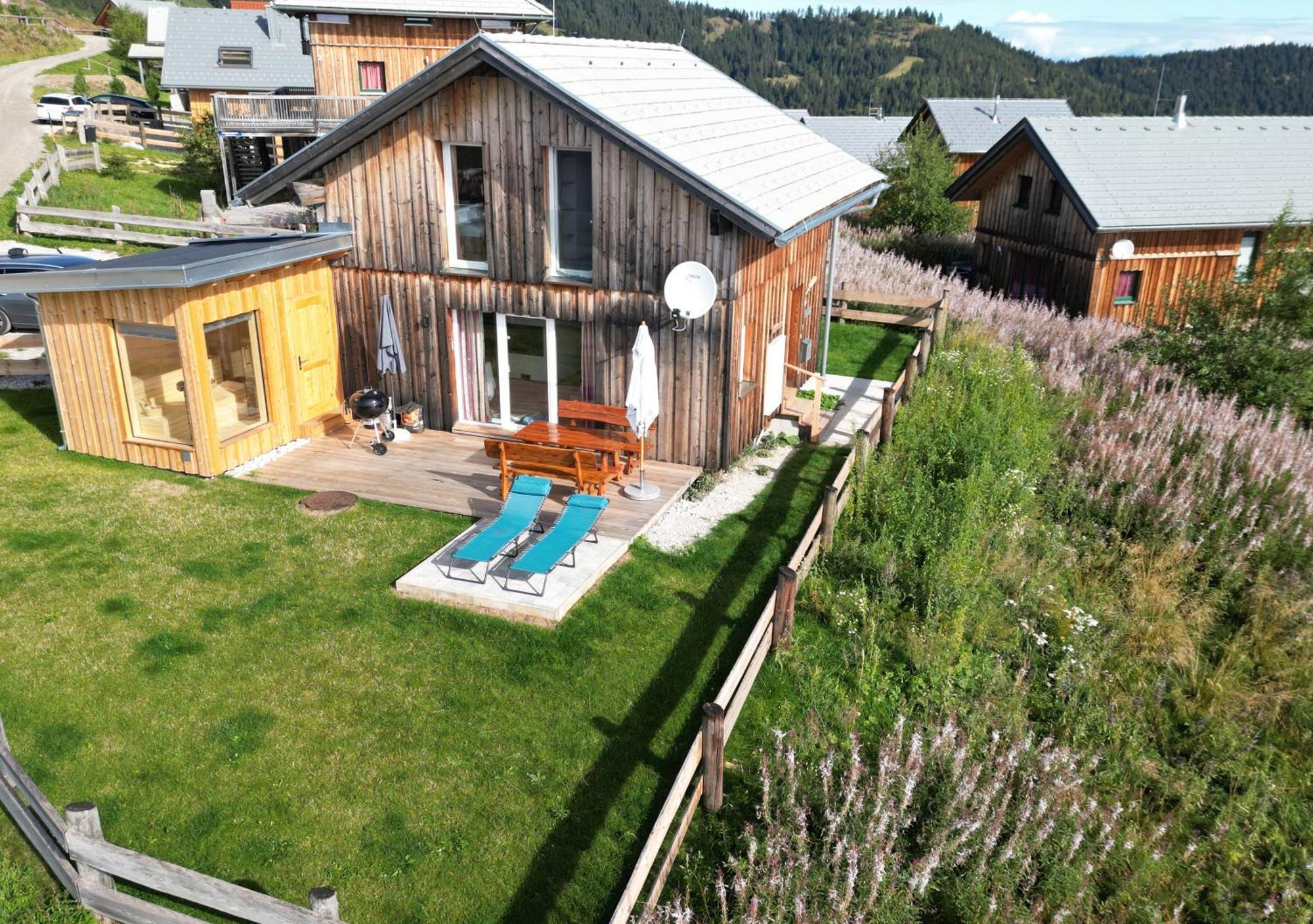 1A Chalet Eck - Wandern, Grillen, Panorama Sauna! Klippitztorl المظهر الخارجي الصورة
